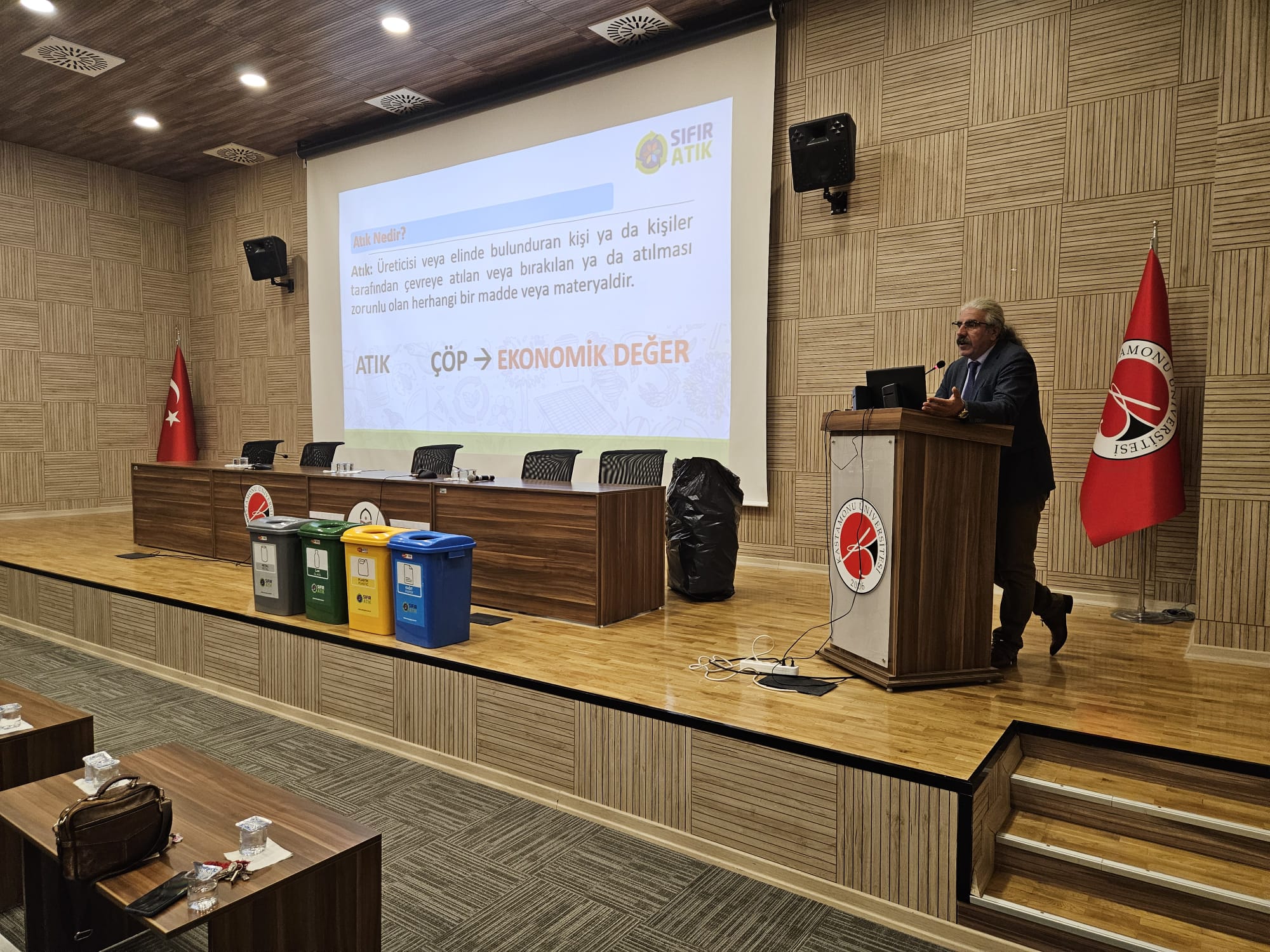 İlahiyat Fakültesi’nde “Sıfır Atık Eğitimi” Gerçekleştirildi