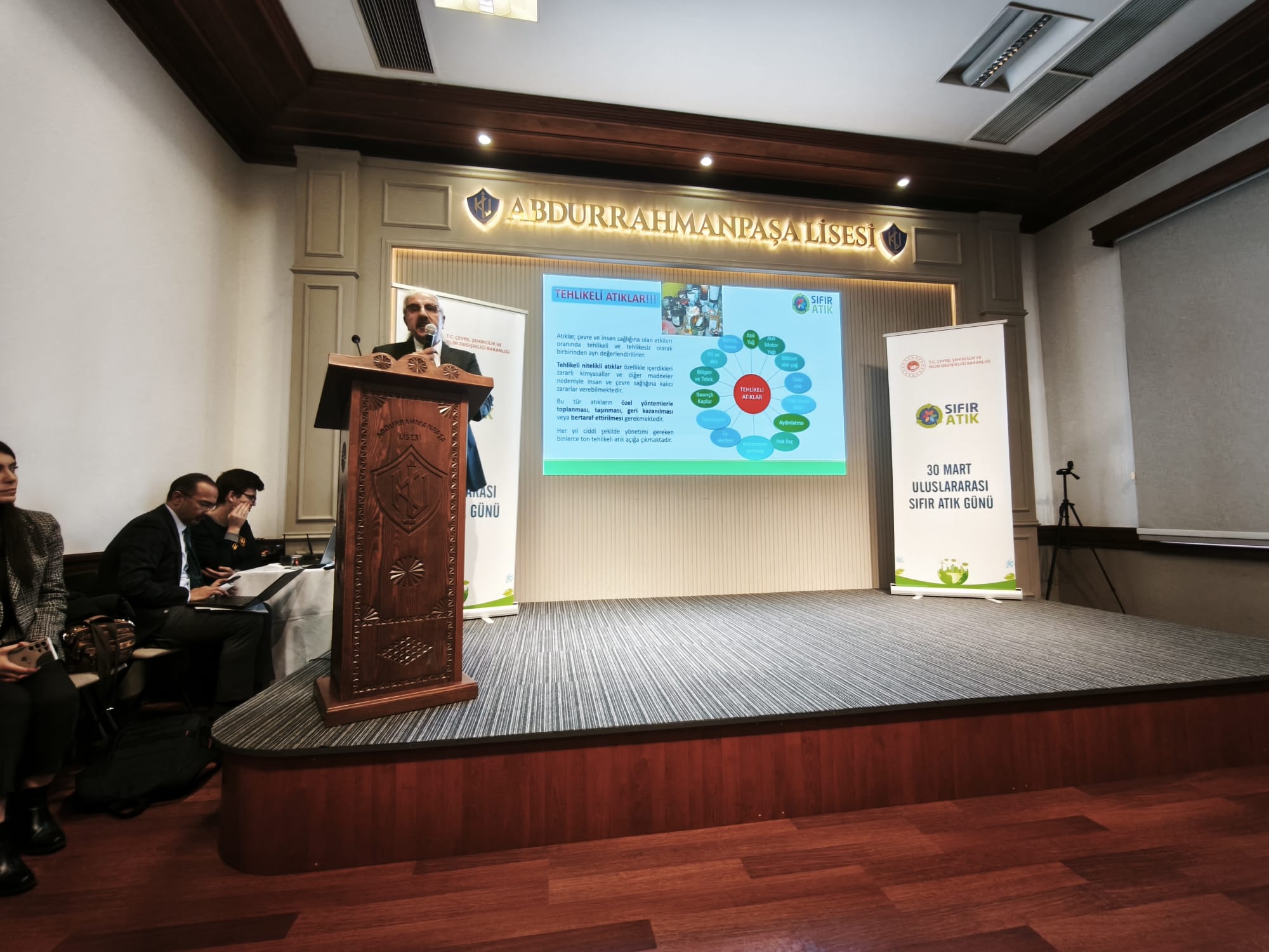 30 Mart “Uluslararası Sıfır Atık Günü” nde Prof. Dr. Savaş CANBULAT konferans verdi